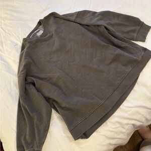American Eagle Outfitters Gray Pullover Sweatshirt